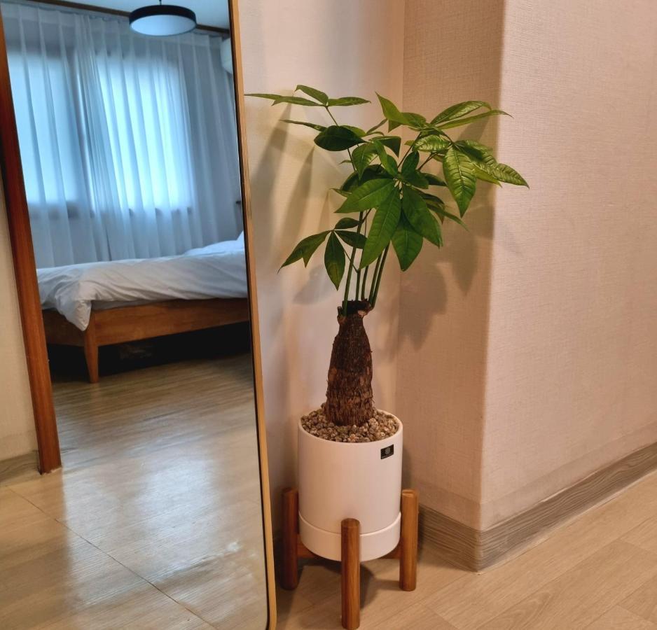 Hongik Hongdae Yeonnam Hoi-House Apartment Сеул Екстериор снимка